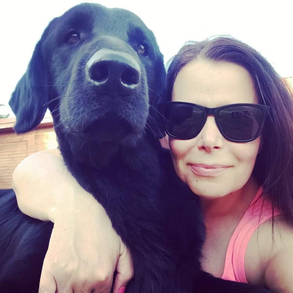 Enci és Cooper, a tábor kutyája :)